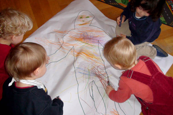 Kleine Künstler in der TiQ! Kindertagespflege im braunschweiger Stadtteil Querum.