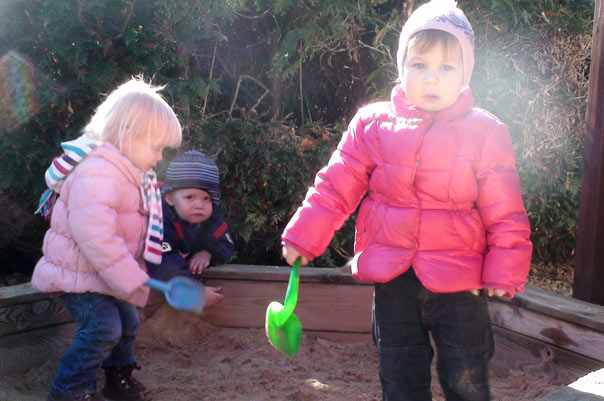 Kindertagespflege Tagesmütter Braunschweig: Frühling bei TiQ! Tagespflege in Querum