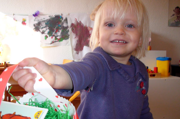 Ostereier suchen bei TiQ! Tagespflege Nicole Appel und Antje Storek, Kindertagespflege Tagesmutter Braunschweig Querum