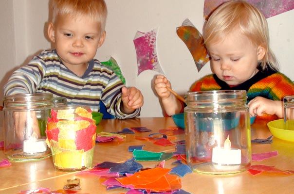 Die kleinsten Laternen der Welt! TiQ! Tagespflege in Braunschweig Querum, Nicole Appel und Antje Storek – Kindertagespflege, Tagesmutter und Großtagespflege für Braunschweig Querum, Gliesmarode, Riddagshausen, Östliches Ringgebiet, Volkmarode, Bienrode, Waggum, Hondelage, Schuntersiedlung, Kralenriede, Dibbesdorf, Schwarzer Berg, Siegfriedviertel, Nordstadt und Schapen