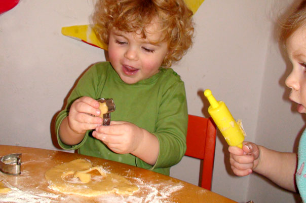 Es weihnachtet sehr! TiQ! Tagespflege in Braunschweig Querum, Nicole Appel und Antje Storek – Kindertagespflege, Tagesmutter und Großtagespflege für Braunschweig Querum, Gliesmarode, Riddagshausen, Östliches Ringgebiet, Volkmarode, Bienrode, Waggum, Hondelage, Schuntersiedlung, Kralenriede, Dibbesdorf, Schwarzer Berg, Siegfriedviertel, Nordstadt und Schapen