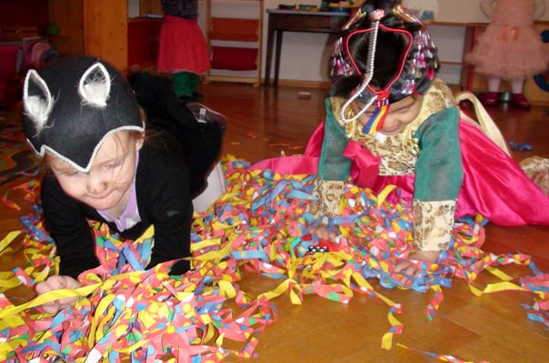 Brunswiek Helau! TiQ! Tagespflege in Braunschweig Querum, Nicole Appel und Antje Storek – Kindertagespflege, Tagesmutter und Großtagespflege für Braunschweig Querum, Gliesmarode, Riddagshausen, Östliches Ringgebiet, Volkmarode, Bienrode, Waggum, Hondelage, Schuntersiedlung, Kralenriede, Dibbesdorf, Schwarzer Berg, Siegfriedviertel, Nordstadt und Schapen