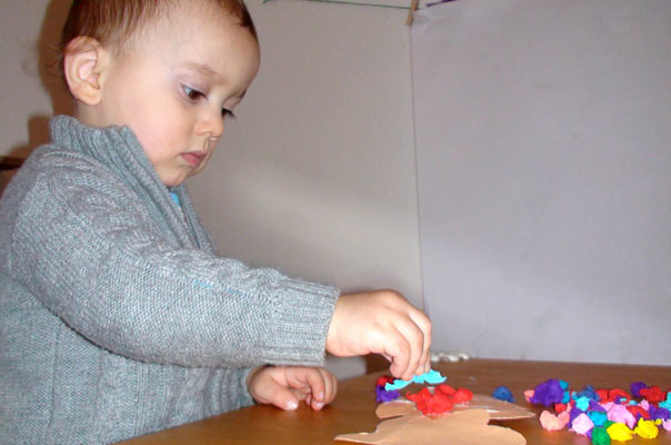 Vorösterliches Intermezzo . . . Tageskinder basteln! TiQ! Tagespflege in Braunschweig Querum, Nicole Appel und Antje Storek – Kindertagespflege, Tagesmutter und Großtagespflege für Braunschweig Querum, Gliesmarode, Riddagshausen, Östliches Ringgebiet, Volkmarode, Bienrode, Waggum, Hondelage, Schuntersiedlung, Kralenriede, Dibbesdorf, Schwarzer Berg, Siegfriedviertel, Nordstadt und Schapen