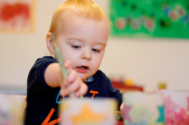 Laterne, Laterne – Tageskinder basteln Laternen! TiQ! Kindertagespflege in Braunschweig Querum, Nicole Appel und Antje Storek – Kindertagespflege, Tagesmutter und Großtagespflege für Braunschweig Querum, Gliesmarode, Riddagshausen, Östliches Ringgebiet, Volkmarode, Bienrode, Waggum, Hondelage, Schuntersiedlung, Kralenriede, Dibbesdorf, Schwarzer Berg, Siegfriedviertel, Nordstadt und Schapen