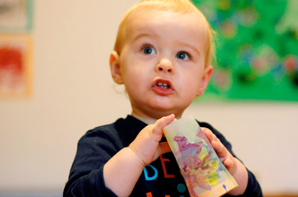 Laterne, Laterne – Tageskinder basteln Laternen! TiQ! Kindertagespflege in Braunschweig Querum, Nicole Appel und Antje Storek – Kindertagespflege, Tagesmutter und Großtagespflege für Braunschweig Querum, Gliesmarode, Riddagshausen, Östliches Ringgebiet, Volkmarode, Bienrode, Waggum, Hondelage, Schuntersiedlung, Kralenriede, Dibbesdorf, Schwarzer Berg, Siegfriedviertel, Nordstadt und Schapen