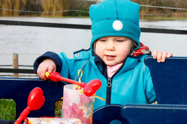 Tageskinder gehen Laterne! TiQ! Kindertagespflege in Braunschweig Querum, Nicole Appel und Antje Storek – Kindertagespflege, Tagesmutter und Großtagespflege für Braunschweig Querum, Gliesmarode, Riddagshausen, Östliches Ringgebiet, Volkmarode, Bienrode, Waggum, Hondelage, Schuntersiedlung, Kralenriede, Dibbesdorf, Schwarzer Berg, Siegfriedviertel, Nordstadt und Schapen