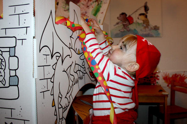 Tageskinder wünschen ein frohes Neues und feiern Fasching! TiQ! Kindertagespflege in Braunschweig Querum, Nicole Appel und Antje Storek – Kindertagespflege, Tagesmutter und Großtagespflege für Braunschweig Querum, Gliesmarode, Riddagshausen, Östliches Ringgebiet, Volkmarode, Bienrode, Waggum, Hondelage, Schuntersiedlung, Kralenriede, Dibbesdorf, Schwarzer Berg, Siegfriedviertel, Nordstadt und Schapen