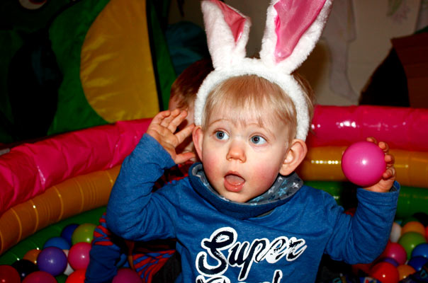 Tageskinder wünschen ein frohes Neues und feiern Fasching! TiQ! Kindertagespflege in Braunschweig Querum, Nicole Appel und Antje Storek – Kindertagespflege, Tagesmutter und Großtagespflege für Braunschweig Querum, Gliesmarode, Riddagshausen, Östliches Ringgebiet, Volkmarode, Bienrode, Waggum, Hondelage, Schuntersiedlung, Kralenriede, Dibbesdorf, Schwarzer Berg, Siegfriedviertel, Nordstadt und Schapen