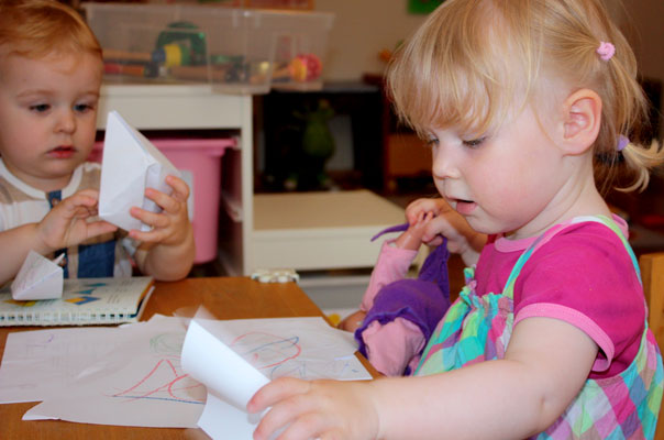 Wir bauen Schiffe! TiQ! Kindertagespflege in Braunschweig Querum, Nicole Appel und Antje Storek – Kindertagespflege, Tagesmutter und Großtagespflege für Braunschweig Querum, Gliesmarode, Riddagshausen, Östliches Ringgebiet, Volkmarode, Bienrode, Waggum, Hondelage, Schuntersiedlung, Kralenriede, Dibbesdorf, Schwarzer Berg, Siegfriedviertel, Nordstadt und Schapen