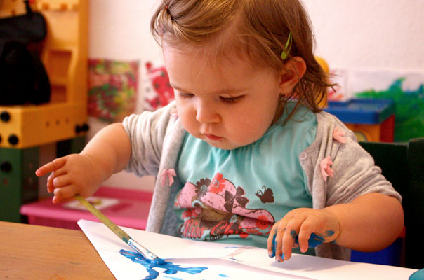 Mein Hut, der hat zwei Seiten. TiQ! Kindertagespflege in Braunschweig Querum, Nicole Appel und Antje Storek – Kindertagespflege, Tagesmutter und Großtagespflege für Braunschweig Querum, Gliesmarode, Riddagshausen, Östliches Ringgebiet, Volkmarode, Bienrode, Waggum, Hondelage, Schuntersiedlung, Kralenriede, Dibbesdorf, Schwarzer Berg, Siegfriedviertel, Nordstadt und Schapen