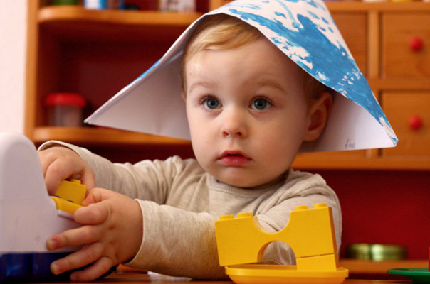 Mein Hut, der hat zwei Seiten. TiQ! Kindertagespflege in Braunschweig Querum, Nicole Appel und Antje Storek – Kindertagespflege, Tagesmutter und Großtagespflege für Braunschweig Querum, Gliesmarode, Riddagshausen, Östliches Ringgebiet, Volkmarode, Bienrode, Waggum, Hondelage, Schuntersiedlung, Kralenriede, Dibbesdorf, Schwarzer Berg, Siegfriedviertel, Nordstadt und Schapen