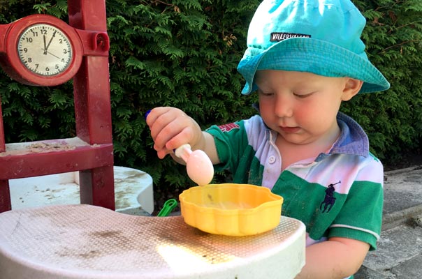 Spätsupersommermatscherei! TiQ! Kindertagespflege in Braunschweig Querum, Nicole Appel und Antje Storek – Kindertagespflege, Tagesmutter und Großtagespflege für Braunschweig Querum, Gliesmarode, Riddagshausen, Östliches Ringgebiet, Volkmarode, Bienrode, Waggum, Hondelage, Schuntersiedlung, Kralenriede, Dibbesdorf, Schwarzer Berg, Siegfriedviertel, Nordstadt und Schapen