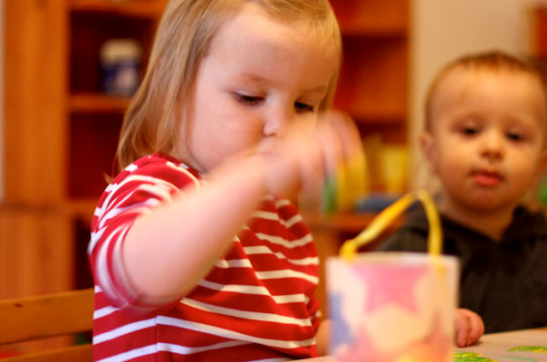 Laterne, Laterne . . . TiQ! Kindertagespflege in Braunschweig Querum, Nicole Appel und Antje Storek – Kindertagespflege, Tagesmutter und Großtagespflege für Braunschweig Querum, Gliesmarode, Riddagshausen, Östliches Ringgebiet, Volkmarode, Bienrode, Waggum, Hondelage, Schuntersiedlung, Kralenriede, Dibbesdorf, Schwarzer Berg, Siegfriedviertel, Nordstadt und Schapen