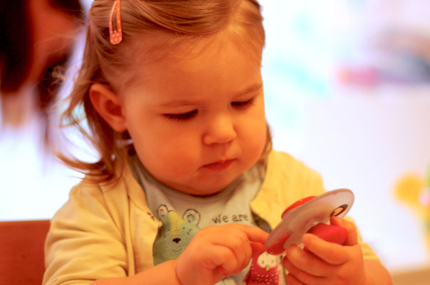 Laterne, Laterne . . . TiQ! Kindertagespflege in Braunschweig Querum, Nicole Appel und Antje Storek – Kindertagespflege, Tagesmutter und Großtagespflege für Braunschweig Querum, Gliesmarode, Riddagshausen, Östliches Ringgebiet, Volkmarode, Bienrode, Waggum, Hondelage, Schuntersiedlung, Kralenriede, Dibbesdorf, Schwarzer Berg, Siegfriedviertel, Nordstadt und Schapen