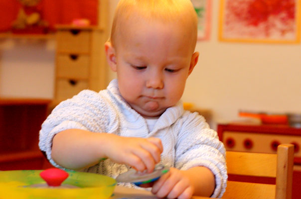 Laterne, Laterne . . . TiQ! Kindertagespflege in Braunschweig Querum, Nicole Appel und Antje Storek – Kindertagespflege, Tagesmutter und Großtagespflege für Braunschweig Querum, Gliesmarode, Riddagshausen, Östliches Ringgebiet, Volkmarode, Bienrode, Waggum, Hondelage, Schuntersiedlung, Kralenriede, Dibbesdorf, Schwarzer Berg, Siegfriedviertel, Nordstadt und Schapen