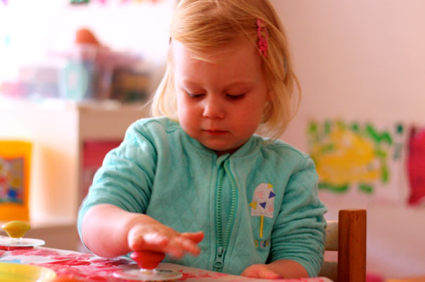 Laterne, Laterne . . . TiQ! Kindertagespflege in Braunschweig Querum, Nicole Appel und Antje Storek – Kindertagespflege, Tagesmutter und Großtagespflege für Braunschweig Querum, Gliesmarode, Riddagshausen, Östliches Ringgebiet, Volkmarode, Bienrode, Waggum, Hondelage, Schuntersiedlung, Kralenriede, Dibbesdorf, Schwarzer Berg, Siegfriedviertel, Nordstadt und Schapen