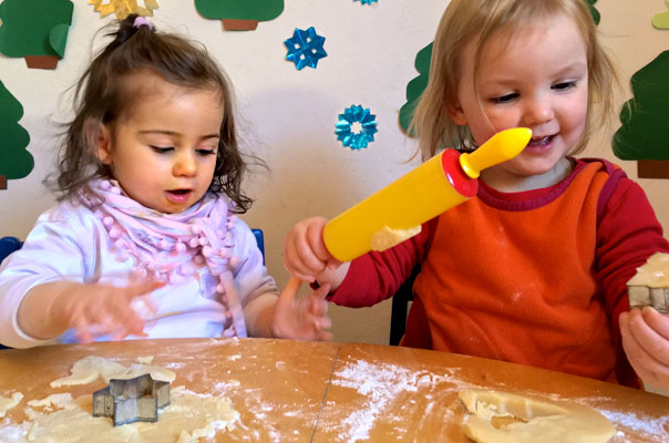 In der Nikolausbäckerei. TiQ! Kindertagespflege in Braunschweig Querum, Nicole Appel und Antje Storek – Kindertagespflege, Tagesmutter und Großtagespflege für Braunschweig Querum, Gliesmarode, Riddagshausen, Östliches Ringgebiet, Volkmarode, Bienrode, Waggum, Hondelage, Schuntersiedlung, Kralenriede, Dibbesdorf, Schwarzer Berg, Siegfriedviertel, Nordstadt und Schapen