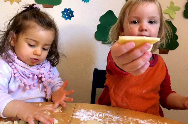 In der Nikolausbäckerei. TiQ! Kindertagespflege in Braunschweig Querum, Nicole Appel und Antje Storek – Kindertagespflege, Tagesmutter und Großtagespflege für Braunschweig Querum, Gliesmarode, Riddagshausen, Östliches Ringgebiet, Volkmarode, Bienrode, Waggum, Hondelage, Schuntersiedlung, Kralenriede, Dibbesdorf, Schwarzer Berg, Siegfriedviertel, Nordstadt und Schapen