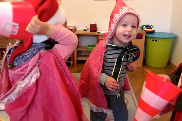 Frohohoes Fest! TiQ! Kindertagespflege in Braunschweig Querum, Nicole Appel und Antje Storek – Kindertagespflege, Tagesmutter und Großtagespflege für Braunschweig Querum, Gliesmarode, Riddagshausen, Östliches Ringgebiet, Volkmarode, Bienrode, Waggum, Hondelage, Schuntersiedlung, Kralenriede, Dibbesdorf, Schwarzer Berg, Siegfriedviertel, Nordstadt und Schapen