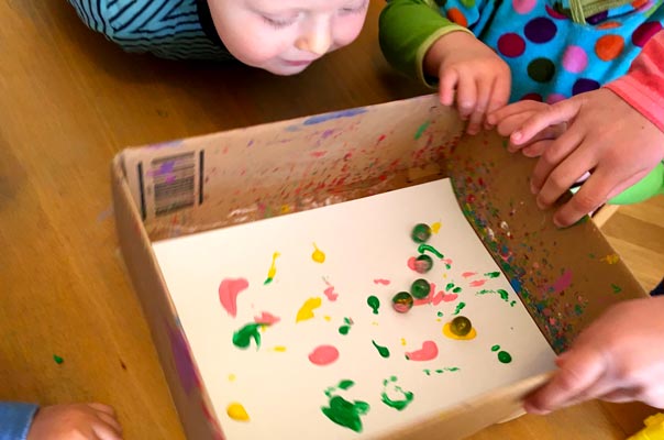 Zukunftstag bei TiQ! TiQ! Kindertagespflege in Braunschweig Querum, Nicole Appel und Antje Storek – Kindertagespflege, Tagesmutter und Großtagespflege für Braunschweig Querum, Gliesmarode, Riddagshausen, Östliches Ringgebiet, Volkmarode, Bienrode, Waggum, Hondelage, Schuntersiedlung, Kralenriede, Dibbesdorf, Schwarzer Berg, Siegfriedviertel, Nordstadt und Schapen