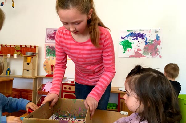 Zukunftstag bei TiQ! TiQ! Kindertagespflege in Braunschweig Querum, Nicole Appel und Antje Storek – Kindertagespflege, Tagesmutter und Großtagespflege für Braunschweig Querum, Gliesmarode, Riddagshausen, Östliches Ringgebiet, Volkmarode, Bienrode, Waggum, Hondelage, Schuntersiedlung, Kralenriede, Dibbesdorf, Schwarzer Berg, Siegfriedviertel, Nordstadt und Schapen