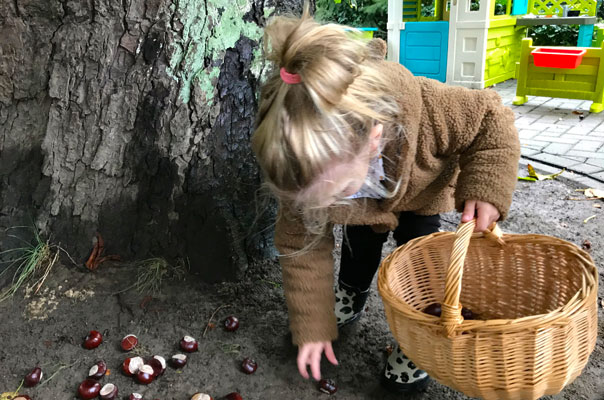 Wir sind jetzt TiG! Tageskinder am ersten Tag in der neuen Tagespflege. TiG! Kindertagespflege in Braunschweig Gliesmarode, Nicole Appel und Antje Storek – Kindertagespflege, Tagesmutter und Großtagespflege für Braunschweig Gliesmarode, Querum, Riddagshausen, Östliches Ringgebiet, Volkmarode, Bienrode, Waggum, Hondelage, Schuntersiedlung, Kralenriede, Dibbesdorf, Schwarzer Berg, Siegfriedviertel, Nordstadt und Schapen