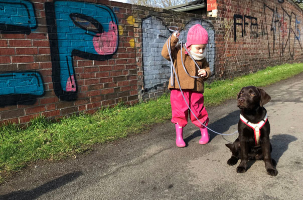 Sonnenstrahlen strahlen! Tageskinder zum Frühlingsanfang auf Entdeckertour. TiG! Kindertagespflege in Braunschweig Gliesmarode, Nicole Appel und Antje Storek – Kindertagespflege, Tagesmutter und Großtagespflege für Braunschweig Gliesmarode, Querum, Riddagshausen, Östliches Ringgebiet, Volkmarode, Bienrode, Waggum, Hondelage, Schuntersiedlung, Kralenriede, Dibbesdorf, Schwarzer Berg, Siegfriedviertel, Nordstadt und Schapen