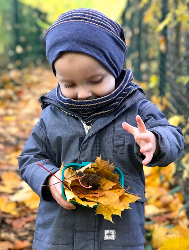 Bunt, bunter – Herbst! Tageskinder machen einen Herbstausflug. TiG! Kindertagespflege in Braunschweig Gliesmarode, Nicole Appel und Antje Storek – Kindertagespflege, Tagesmutter und Großtagespflege für Braunschweig Gliesmarode, Querum, Riddagshausen, Östliches Ringgebiet, Volkmarode, Bienrode, Waggum, Hondelage, Schuntersiedlung, Kralenriede, Dibbesdorf, Schwarzer Berg, Siegfriedviertel, Nordstadt und Schapen