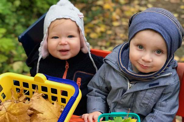 Bunt, bunter – Herbst! Tageskinder machen einen Herbstausflug. TiG! Kindertagespflege in Braunschweig Gliesmarode, Nicole Appel und Antje Storek – Kindertagespflege, Tagesmutter und Großtagespflege für Braunschweig Gliesmarode, Querum, Riddagshausen, Östliches Ringgebiet, Volkmarode, Bienrode, Waggum, Hondelage, Schuntersiedlung, Kralenriede, Dibbesdorf, Schwarzer Berg, Siegfriedviertel, Nordstadt und Schapen