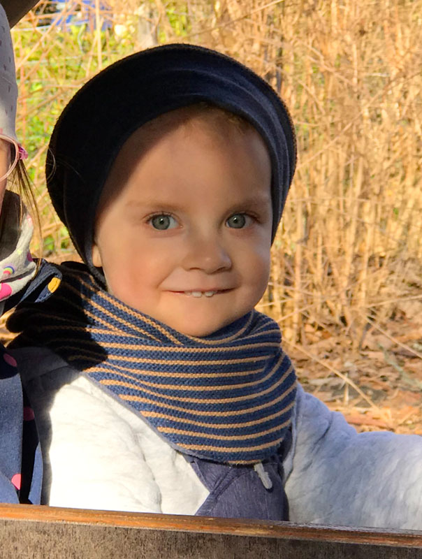 Frühling, Früüüüühling! Tageskinder genießen die ersten Sonnenstrahlen. TiG! Kindertagespflege in Braunschweig Gliesmarode, Nicole Appel und Antje Storek – Kindertagespflege, Tagesmutter und Großtagespflege für Braunschweig Gliesmarode, Querum, Riddagshausen, Östliches Ringgebiet, Volkmarode, Bienrode, Waggum, Hondelage, Schuntersiedlung, Kralenriede, Dibbesdorf, Schwarzer Berg, Siegfriedviertel, Nordstadt und Schapen