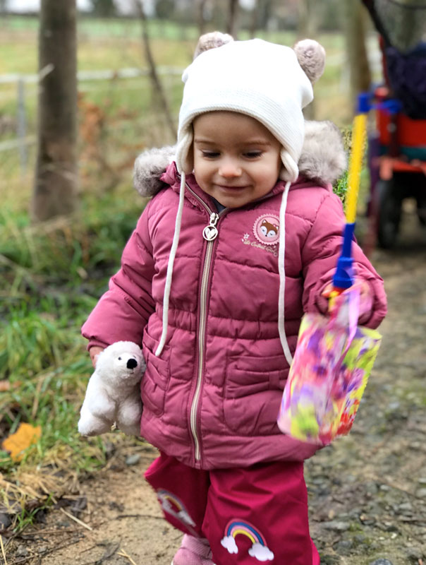 Ich geh mit meiner Laterne …! Tageskinder gehen Laterne. TiG! Kindertagespflege in Braunschweig Gliesmarode Nicole Appel – Kindertagespflege, Krippe und Tagesmutter für Braunschweig Gliesmarode, Querum, Riddagshausen, Östliches Ringgebiet, Volkmarode, Bienrode, Waggum, Hondelage, Schuntersiedlung, Kralenriede, Dibbesdorf, Schwarzer Berg, Siegfriedviertel, Nordstadt und Schapen