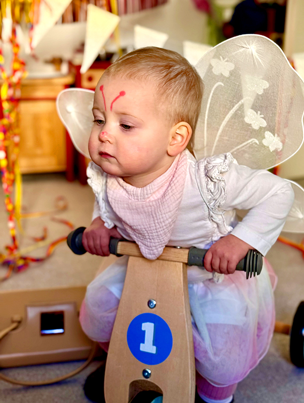 Wir Tageskinder tanzen und lachen und machen eine Karnevalsparty! TiG! Kindertagespflege in Braunschweig Nicole Appel – Kindertagespflege, Krippe und Tagesmutter für Braunschweig Gliesmarode, Querum, Riddagshausen, Östliches Ringgebiet, Volkmarode, Bienrode, Waggum, Hondelage, Schuntersiedlung, Kralenriede, Dibbesdorf, Schwarzer Berg, Siegfriedviertel, Nordstadt und Schapen