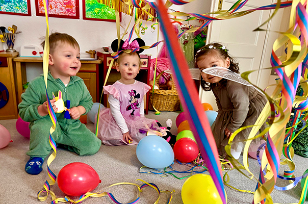 Brunwiek Ahoi! Wir feiern Fasching! Ahoi TiG! Kindertagespflege Braunschweig Gliesmarode – Krippe, Tagesmutter Nicole Appel Bei Ahoi TiG! wird heute Fasching gefeiert! Kindertagespflege in Braunschweig Nicole Appel – Kindertagespflege, Krippe und Tagesmutter für Braunschweig Gliesmarode, Querum, Riddagshausen, Östliches Ringgebiet, Volkmarode, Bienrode, Waggum, Hondelage, Schuntersiedlung, Kralenriede, Dibbesdorf, Schwarzer Berg, Siegfriedviertel, Nordstadt und Schapen, Kitafinder