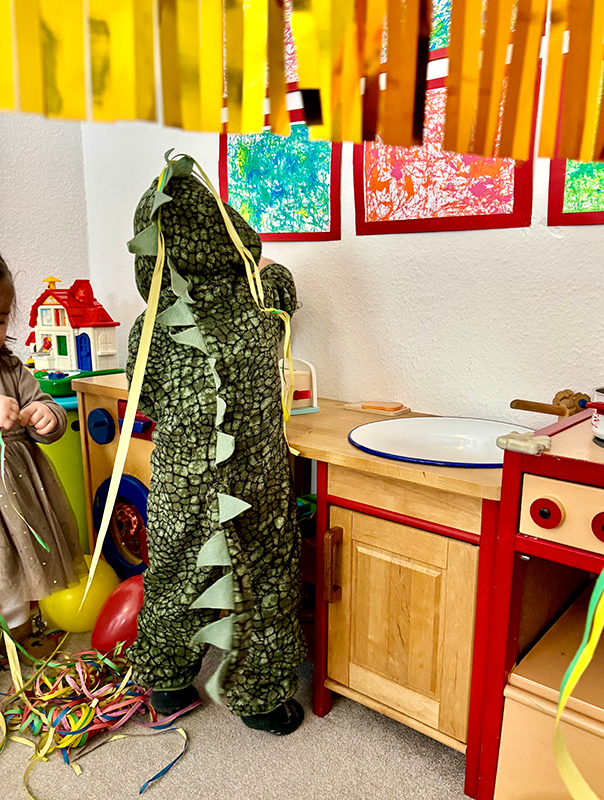 Brunwiek Ahoi! Wir feiern Fasching! Ahoi TiG! Kindertagespflege Braunschweig Gliesmarode – Krippe, Tagesmutter Nicole Appel Bei TiG! wird heute Fasching gefeiert! Kindertagespflege in Braunschweig Nicole Appel – Kindertagespflege, Krippe und Tagesmutter für Braunschweig Gliesmarode, Querum, Riddagshausen, Östliches Ringgebiet, Volkmarode, Bienrode, Waggum, Hondelage, Schuntersiedlung, Kralenriede, Dibbesdorf, Schwarzer Berg, Siegfriedviertel, Nordstadt und Schapen, Kitafinder