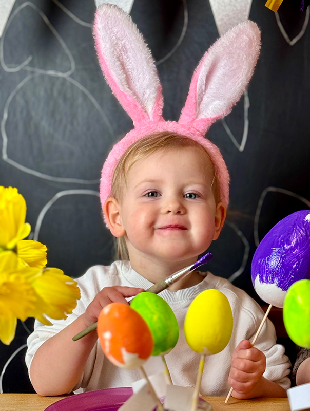 Bei Ahoi TiG! bemalen wir heute Ostereier kunterbunt – Ahoi Osterhase! Kindertagespflege in Braunschweig Nicole Appel – Kindertagespflege, Krippe und Tagesmutter für Braunschweig Gliesmarode, Querum, Riddagshausen, Östliches Ringgebiet, Volkmarode, Bienrode, Waggum, Hondelage, Schuntersiedlung, Kralenriede, Dibbesdorf, Schwarzer Berg, Siegfriedviertel, Nordstadt und Schapen, Kitafinder