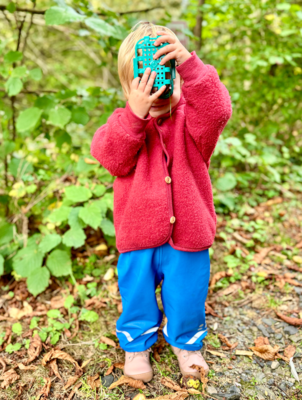 Ahoi Kastanien! Kastaniensammeln im Herbst. Ahoi TiG! Kindertagespflege Braunschweig Gliesmarode – Krippe, Tagesmutter Nicole Appel Bei Ahoi TiG! sind wir draußen unterwegs und sammeln Kastanien! Kindertagespflege in Braunschweig Nicole Appel – Kindertagespflege, Krippe und Tagesmutter für Braunschweig Gliesmarode, Querum, Riddagshausen, Östliches Ringgebiet, Volkmarode, Bienrode, Waggum, Hondelage, Schuntersiedlung, Kralenriede, Dibbesdorf, Schwarzer Berg, Siegfriedviertel, Nordstadt und Schapen, Kitafinder